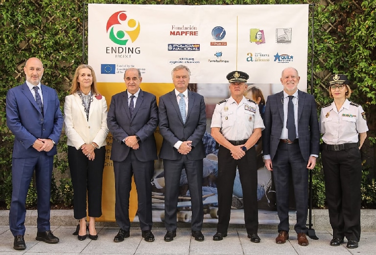 Fundación MAPFRE y Policía Nacional presentan la jornada “El abandono escolar y el ámbito digital”