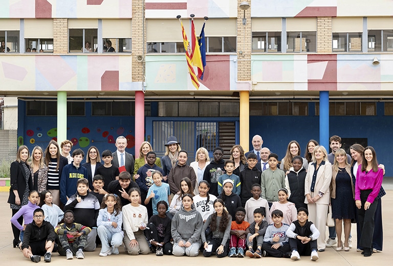 Fundación MAPFRE y la Consejería de Educación del Gobierno de Aragón  formarán a 12.000 alumnos en el uso responsable y saludable de las redes sociales y las TIC