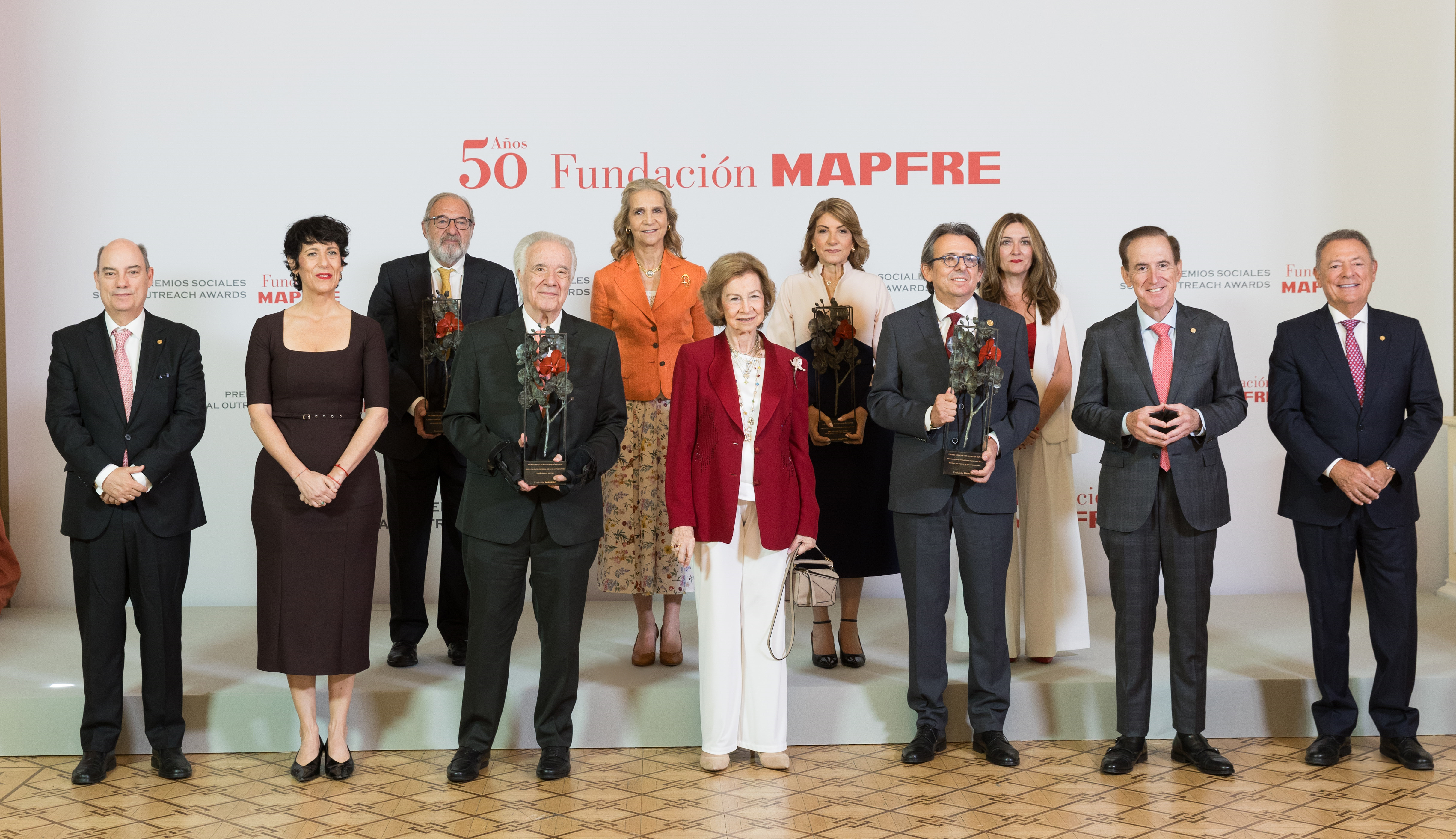 Su Majestad la Reina Doña Sofía preside la entrega de los Premios Sociales de Fundación MAPFRE